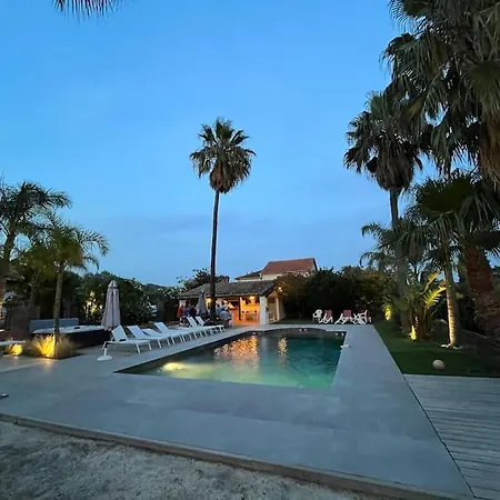 Villa La Palmeraie Rossa. *